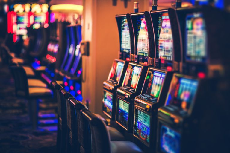 free credit slot